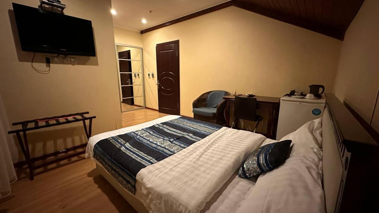 Tian-Shan Hotel Μπισκέκ Εξωτερικό φωτογραφία