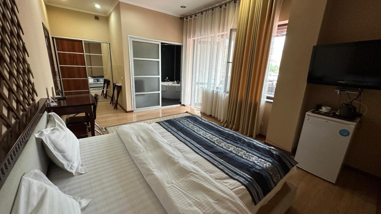 Tian-Shan Hotel Μπισκέκ Εξωτερικό φωτογραφία