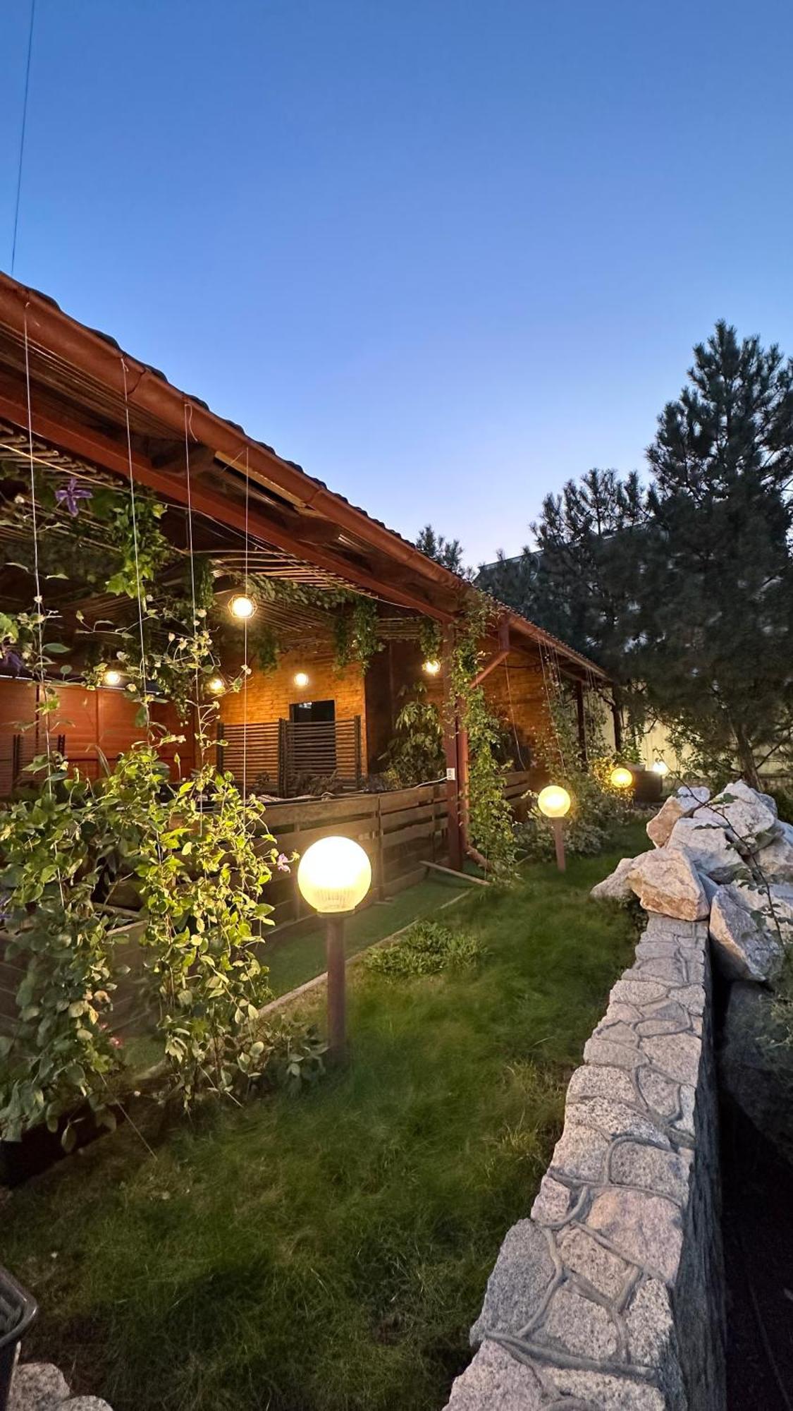 Tian-Shan Hotel Μπισκέκ Εξωτερικό φωτογραφία