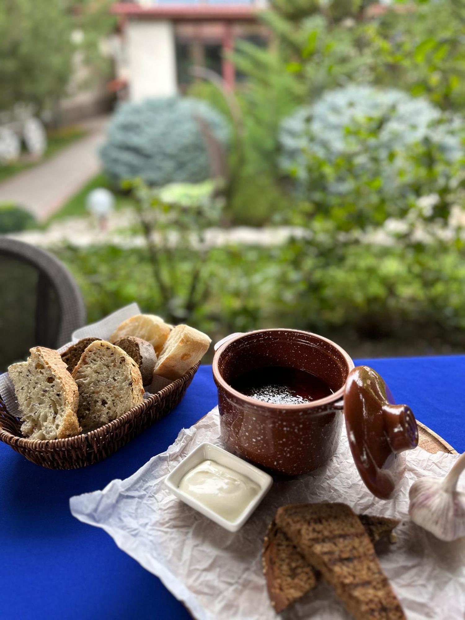 Tian-Shan Hotel Μπισκέκ Εξωτερικό φωτογραφία
