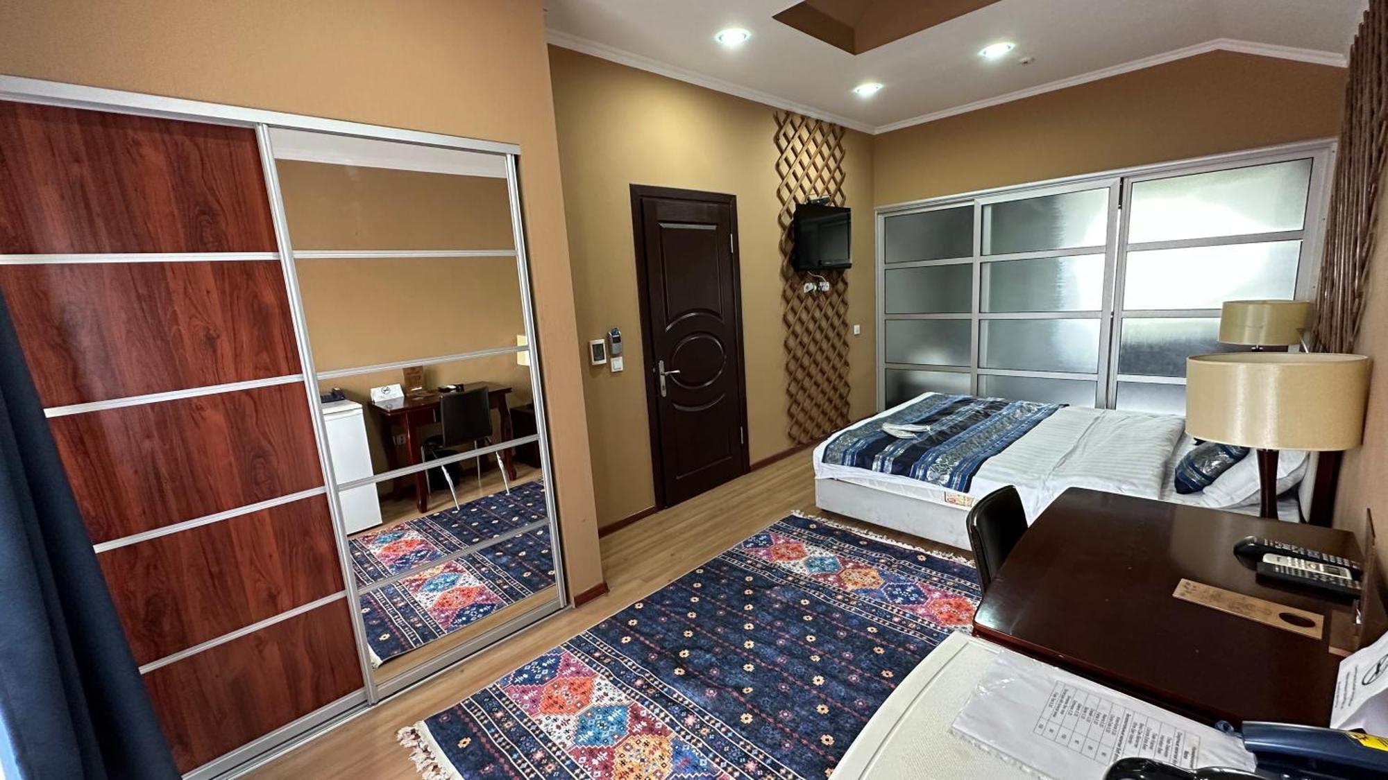 Tian-Shan Hotel Μπισκέκ Εξωτερικό φωτογραφία