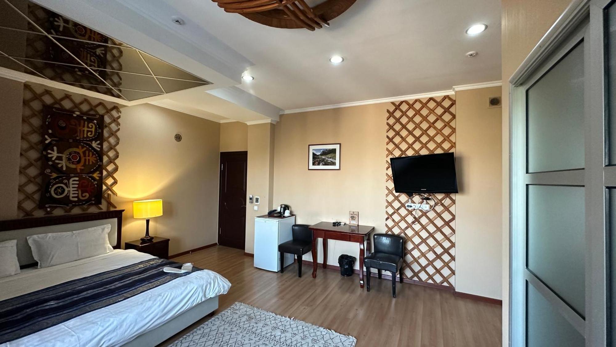 Tian-Shan Hotel Μπισκέκ Εξωτερικό φωτογραφία