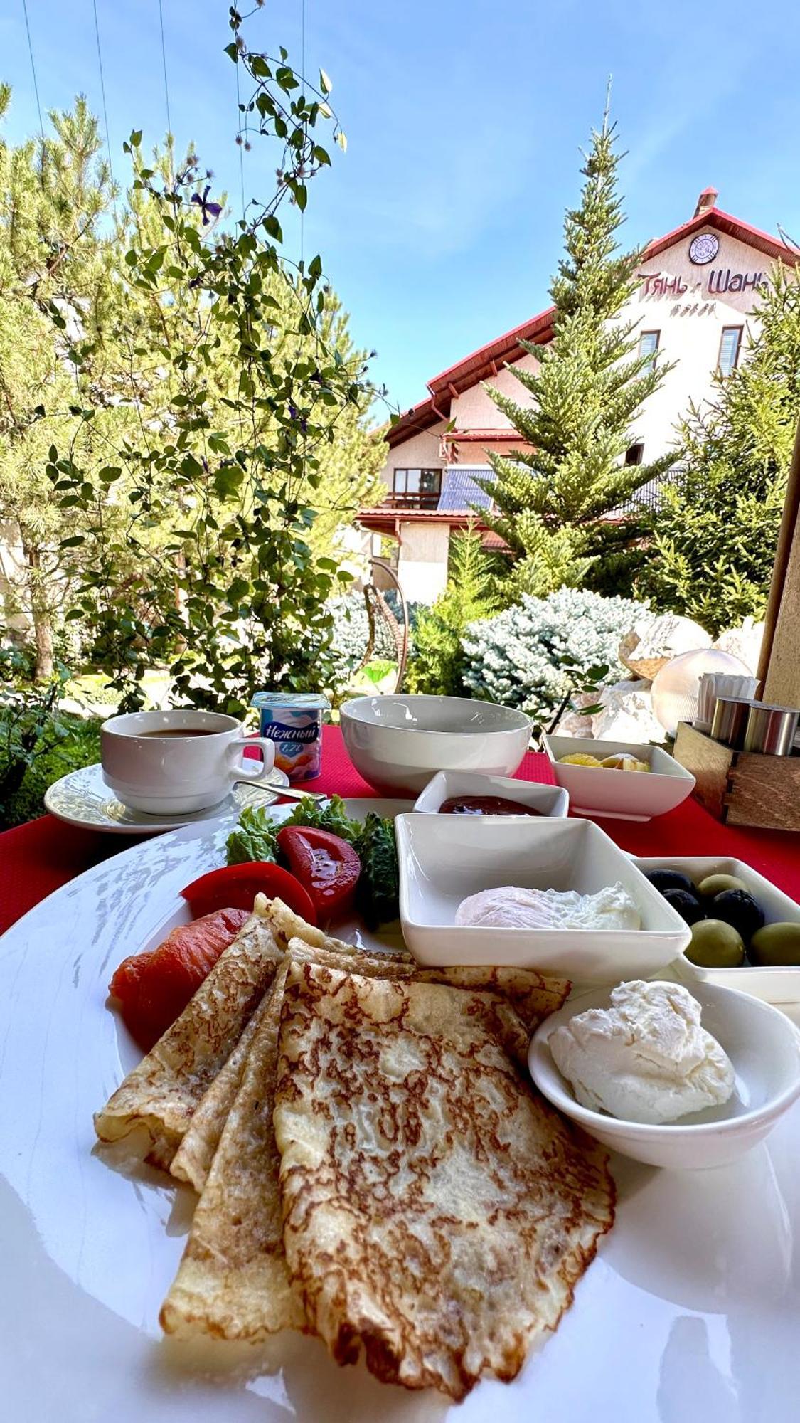 Tian-Shan Hotel Μπισκέκ Εξωτερικό φωτογραφία