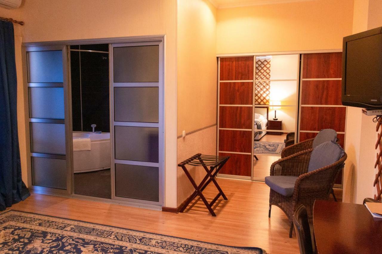 Tian-Shan Hotel Μπισκέκ Εξωτερικό φωτογραφία